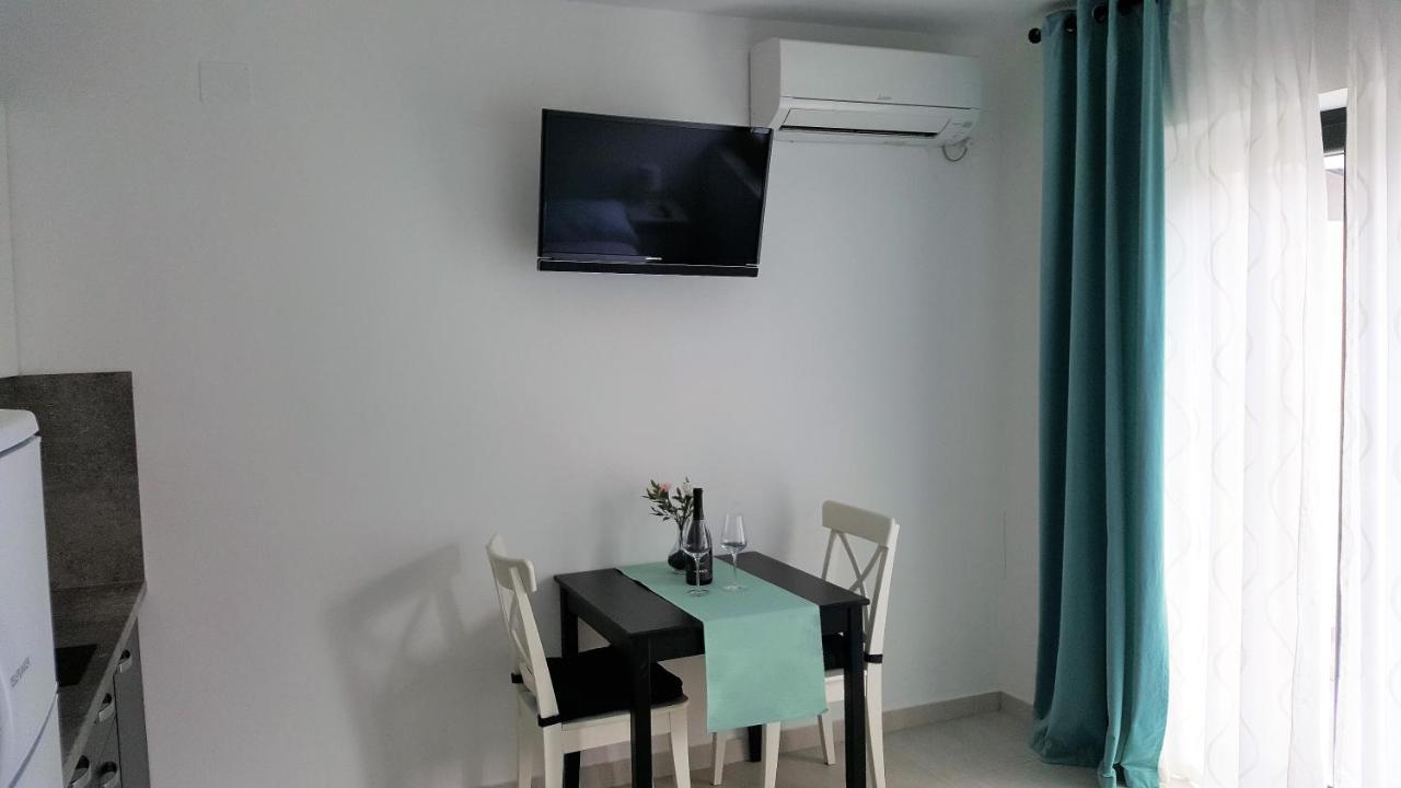 Studios Artemis Baška Exterior foto